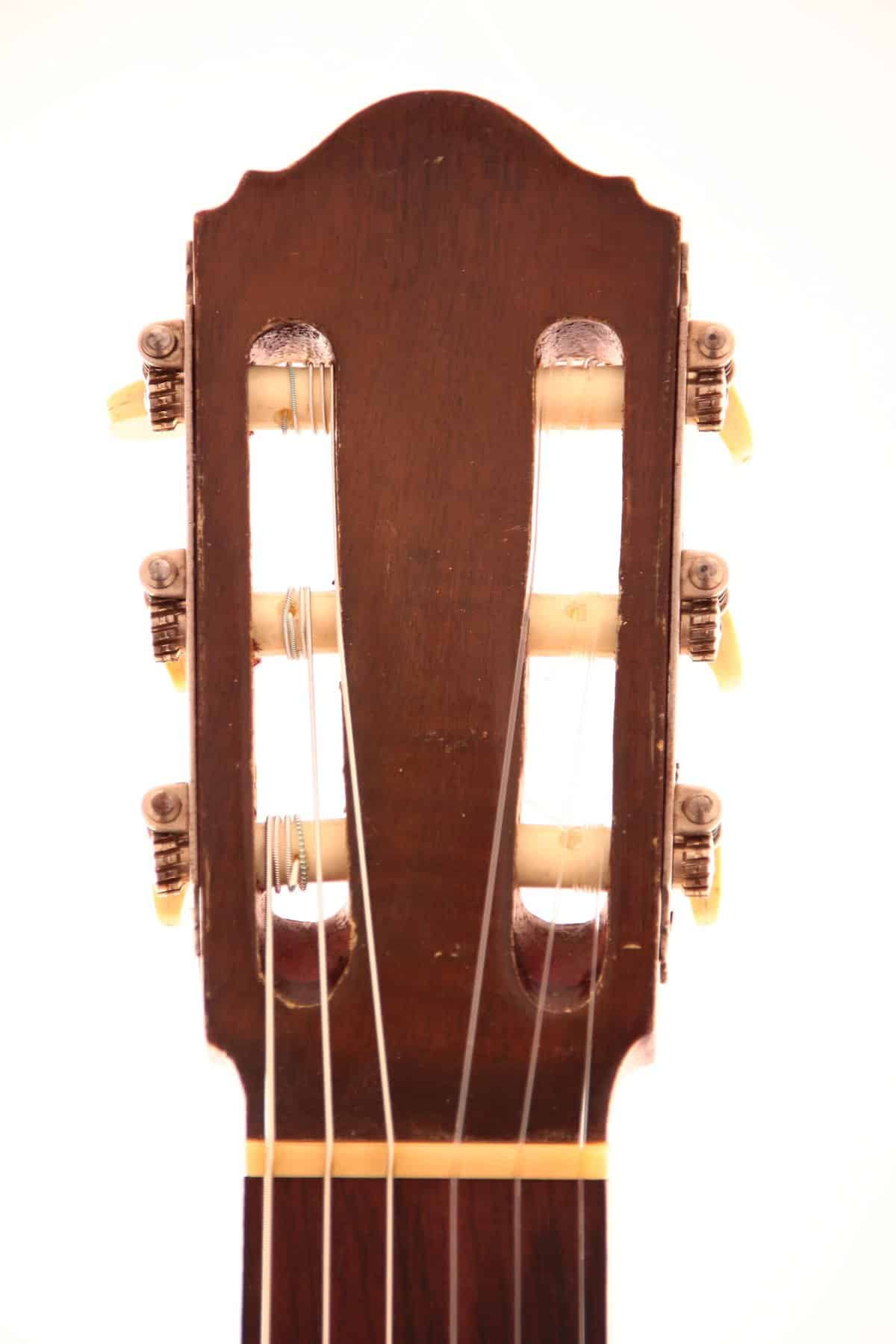 Conde Hermanos Flamenca Blanca 1968