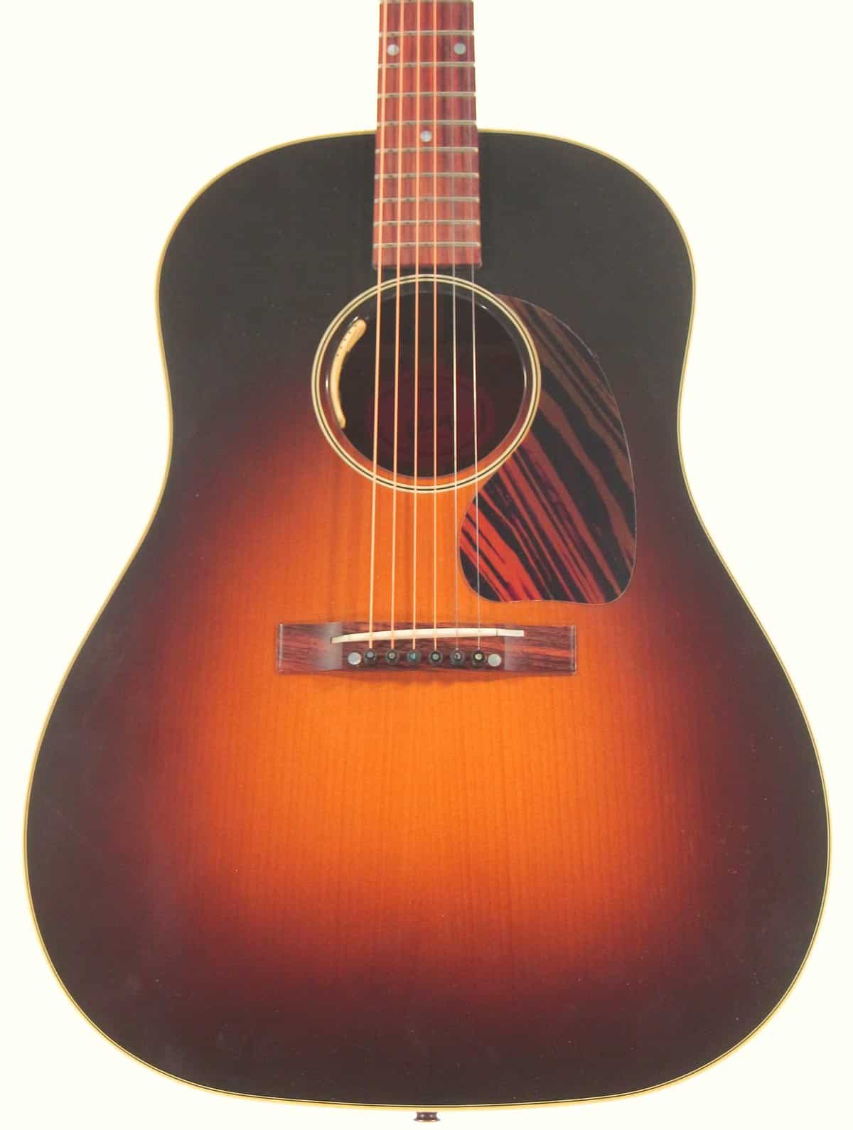 Gibson J-45 &Quot;Banner 1942&Quot; Customshop