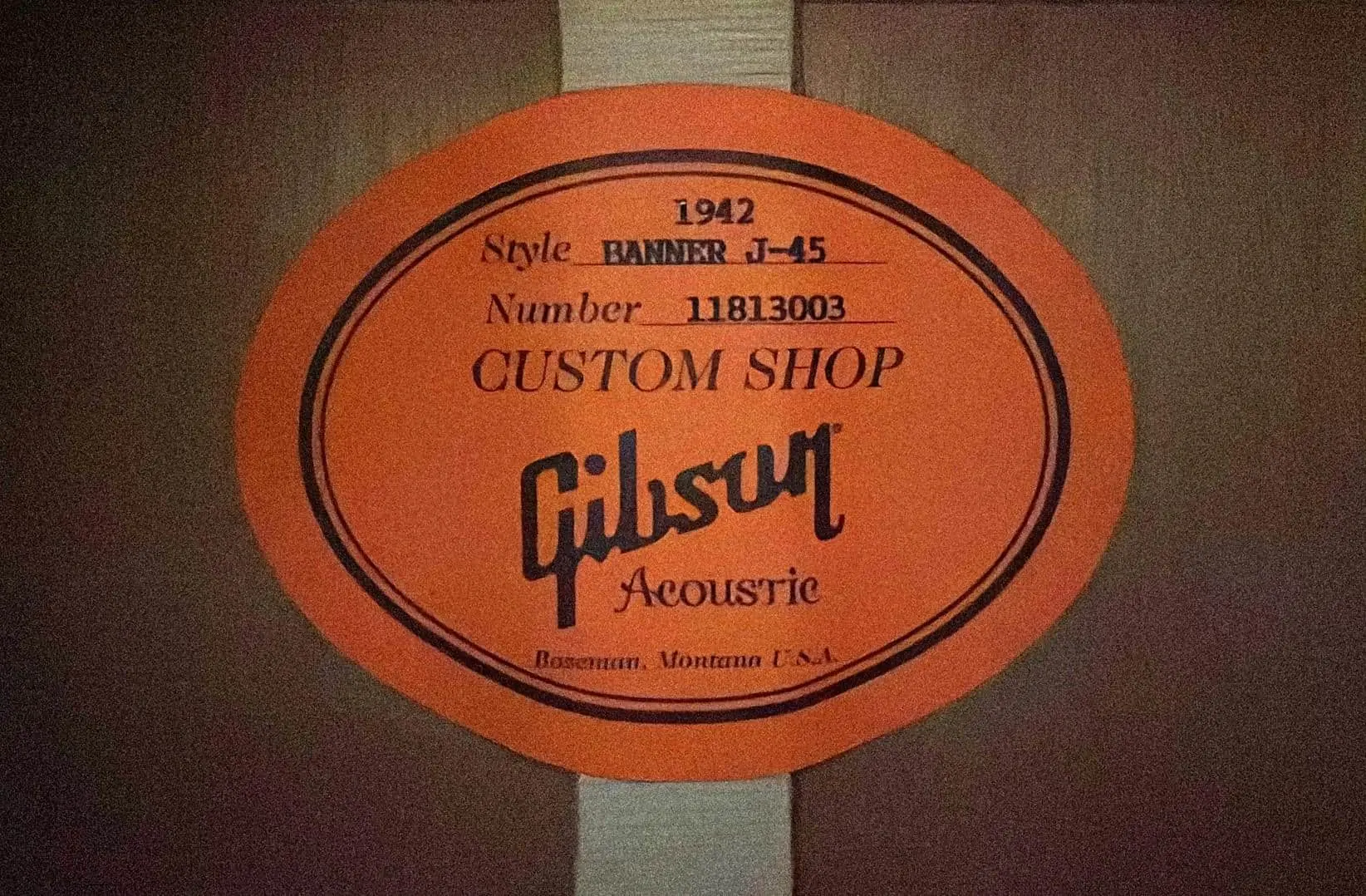 Gibson J-45 &Quot;Banner 1942&Quot; Customshop