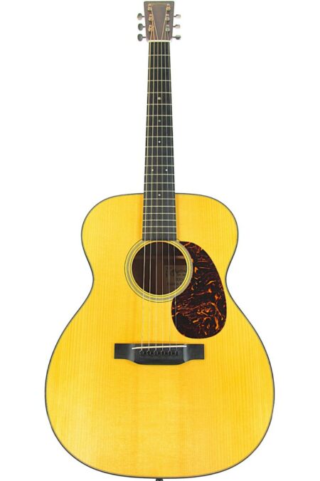 Martin 000-18 GE 1937 Acoustic Guitar from 2011 - this guitar is in excellent condition and a great opportunity