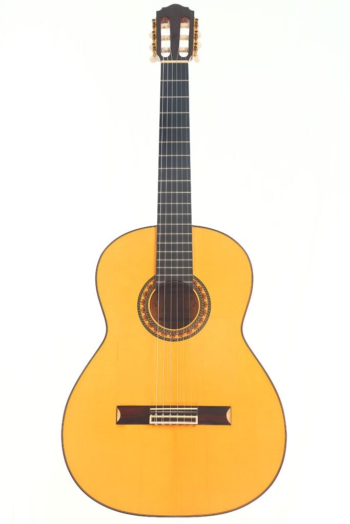 Antonio Bernal 2009 Flamenco Gitarre – Andalusische Leidenschaft in ihrer schönsten Form Antonio Bernal 2009 Flamenco Gitarre – Andalusische Leidenschaft in ihrer schönsten Form