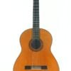 Die Flamenco-Gitarre „Manuel de la Chica 1954“ ist eine klassische Akustikgitarre mit einem Korpus aus Holz, einem dunklen Griffbrett und sechs Saiten, die aufrecht vor einem schlichten weißen Hintergrund abgebildet ist. Die Flamenco-Gitarre „Manuel de la Chica 1954“ ist eine klassische Akustikgitarre mit einem Korpus aus Holz, einem dunklen Griffbrett und sechs Saiten, die aufrecht vor einem schlichten weißen Hintergrund abgebildet ist.