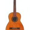 Die „Salvador Gaspar Garcia 1925 Klassische Gitarre“ ist eine klassische Akustikgitarre mit einem hellbraunen Holzkorpus, einem dunklen Griffbrett und sechs Saiten, fotografiert vor einem schlichten weißen Hintergrund.