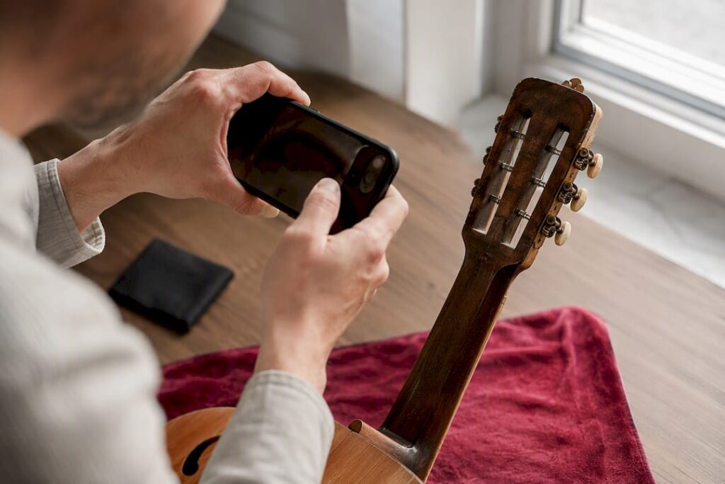 Aufnahmen von Gitarrendetails bei Tageslicht