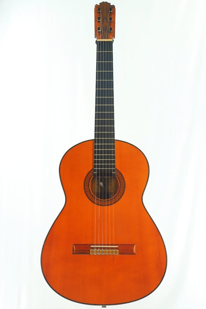 Manuel Contreras 1a 1977 Flamenco Gitarre – Ein spanisches Meisterwerk voller Temperament, Kraft und Leidenschaft Manuel Contreras 1a 1977 Flamenco Gitarre – Ein spanisches Meisterwerk voller Temperament, Kraft und Leidenschaft