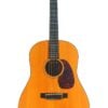 Martin D-18 VS 2006 Akustik Gitarre mit einem Korpus aus Naturholz, einem dunklen Griffbrett und einem Pickguard in Schildpattoptik. Martin D-18 VS 2006 Akustik Gitarre mit einem Korpus aus Naturholz, einem dunklen Griffbrett und einem Pickguard in Schildpattoptik.